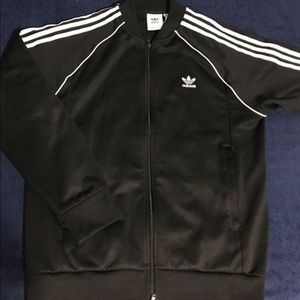 Adidas sweater size L